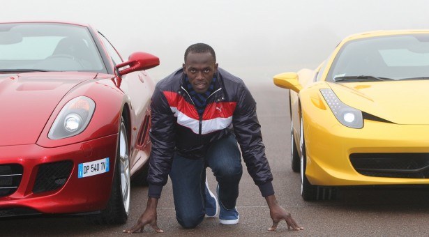 Usain Bolt vs bus - human faster than car