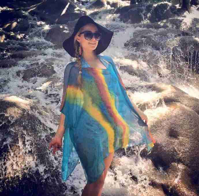 Paris Hilton in Jamaica via Twitter/HiltonWorld