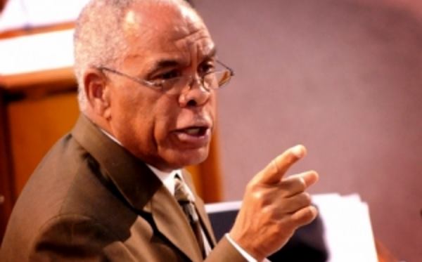 Dr Omar Davies via petchary.wordpress.com