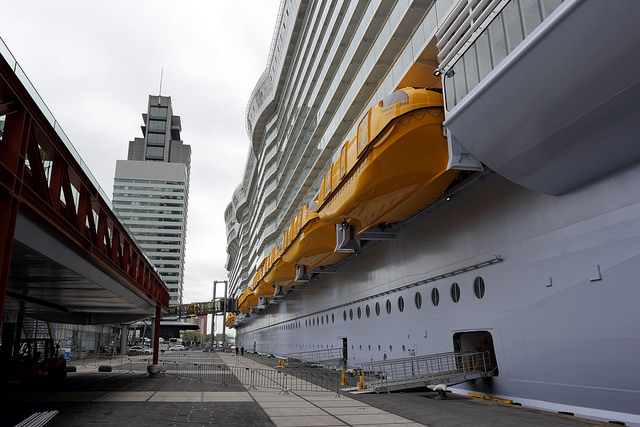 Harmony of the Seas - Rotterdam - Maiden Call 24 may 2015 via Flickr - Commons